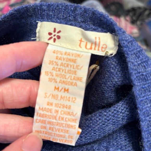 Electric Blue Scoop Neck Fitted Sweater Dress, Medium,

NWT - Picture 3 of 11